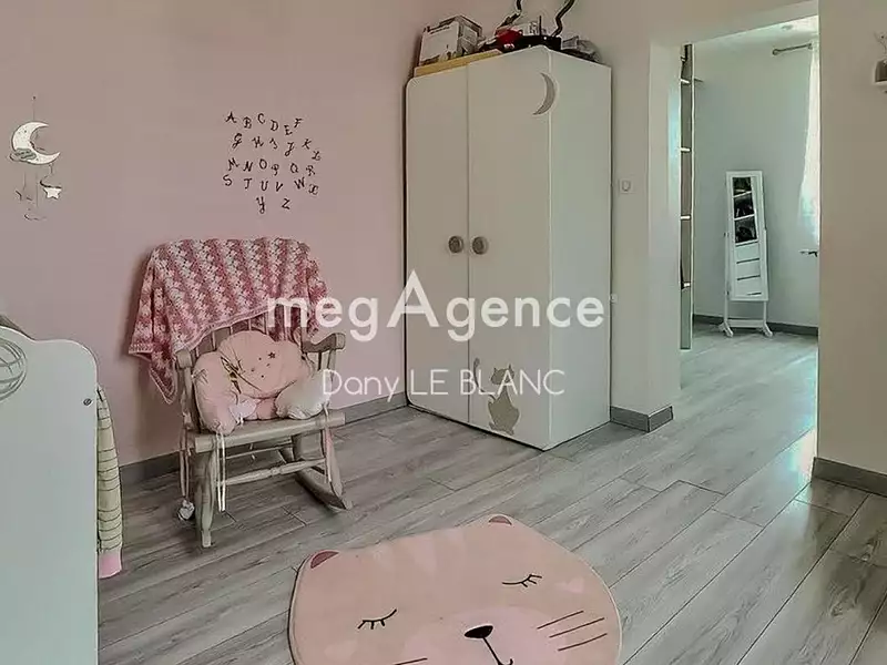 Maison, 147 m²