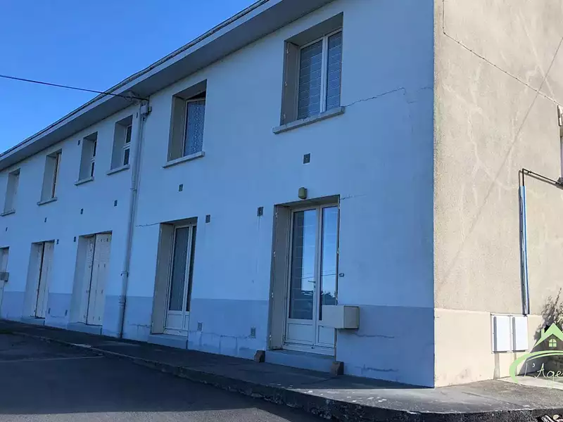 Immeuble, 277 m²