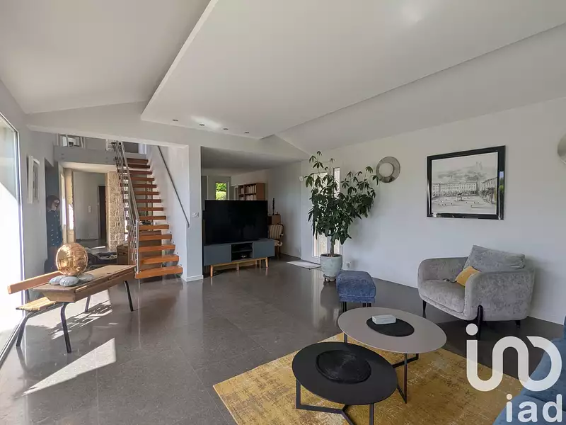 Maison, 180 m²