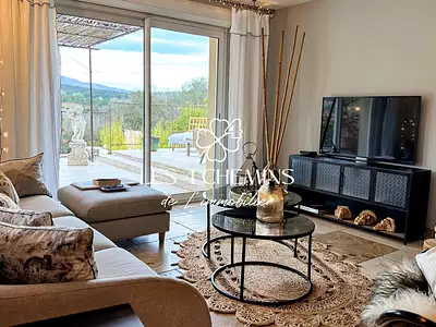 Maison, 220 m²