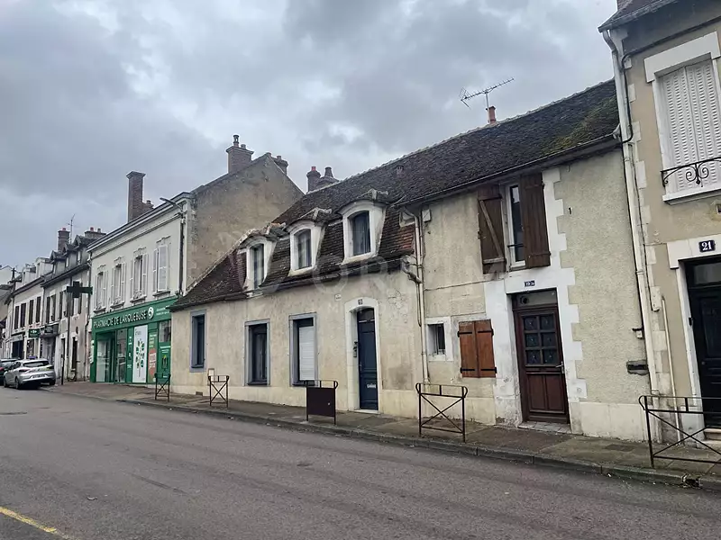 Maison, 255 m²