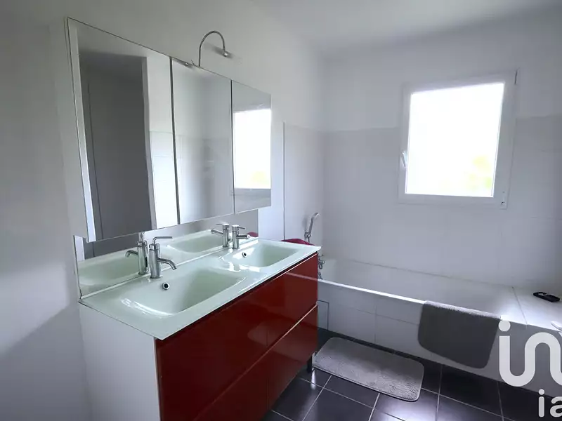 Maison, 115 m²