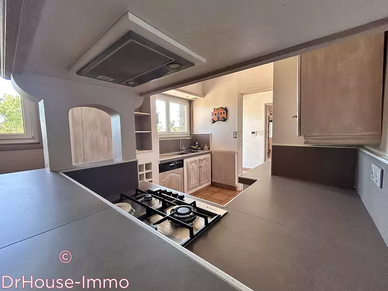 Maison, 205 m²