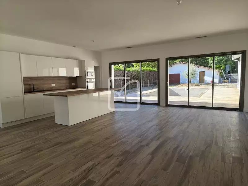 Maison, 150 m²