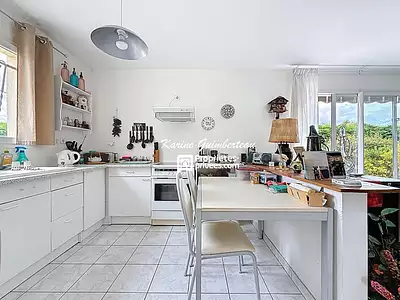 Maison, 77 m²