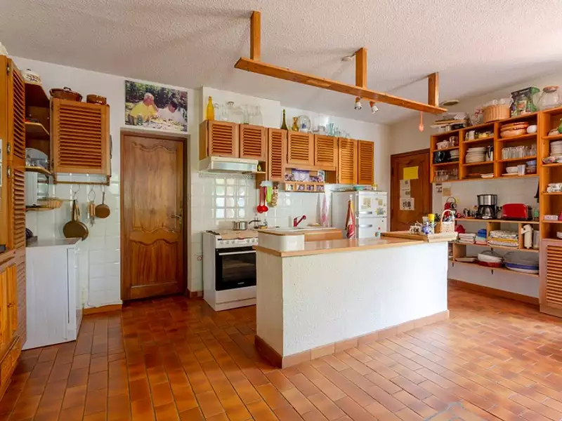 Maison, 180 m²