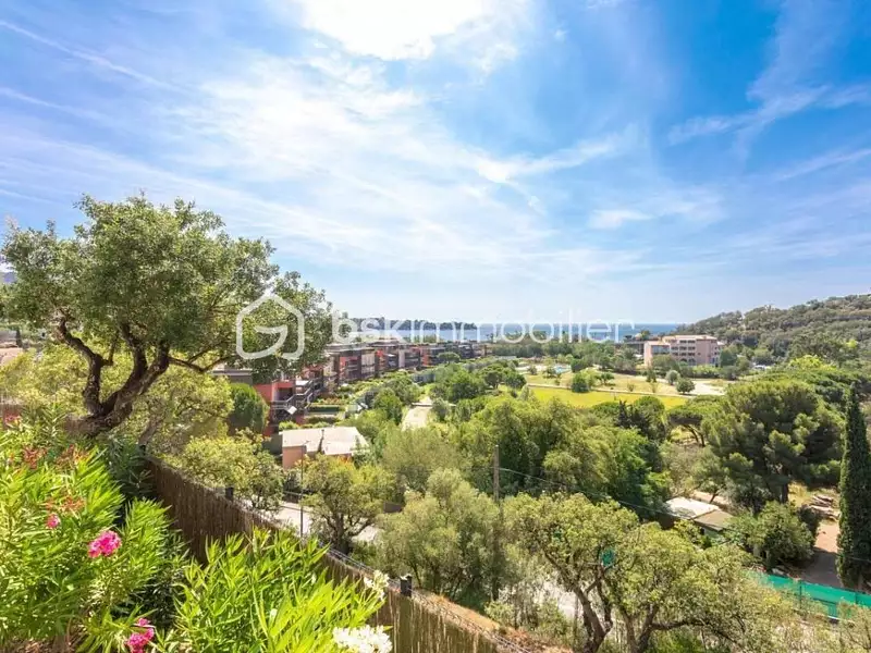 Maison, 260 m²