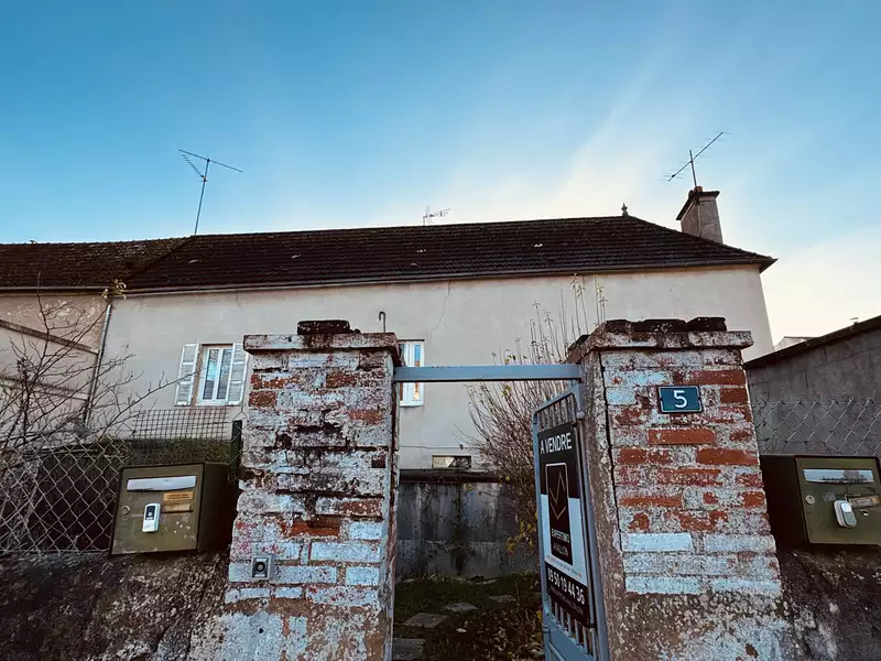 Immeuble, 150 m²