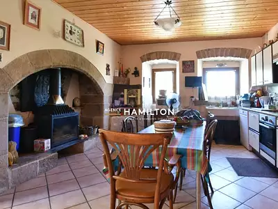 Maison, 230 m²
