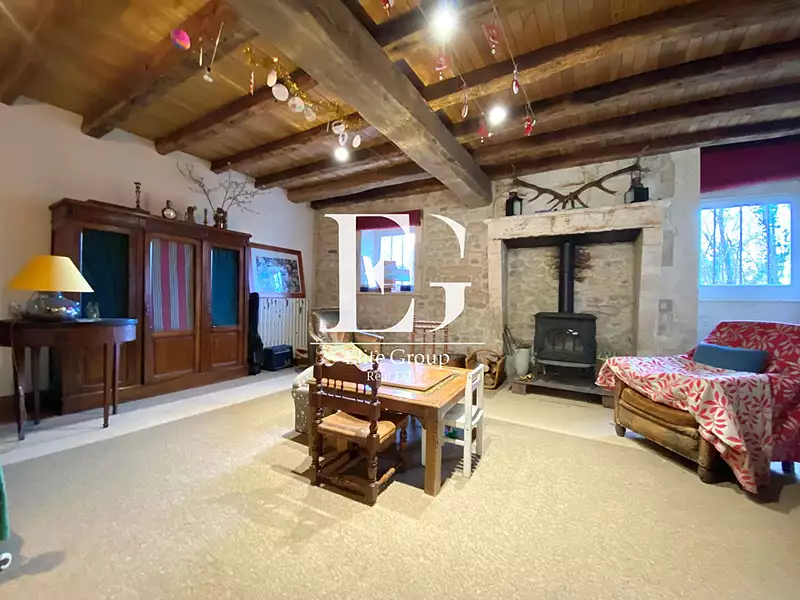Maison, 331,86 m²