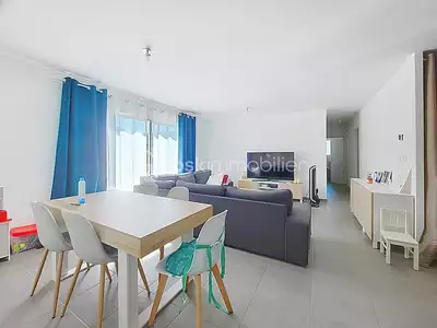 Maison, 98 m²