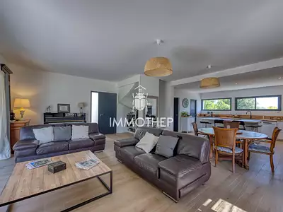 Maison, 145 m²