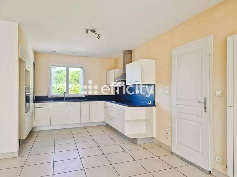 Maison, 89 m²