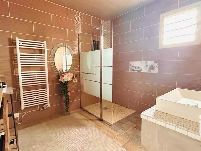 Maison, 184 m²