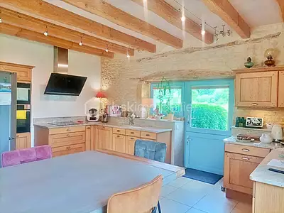 Maison, 361 m²