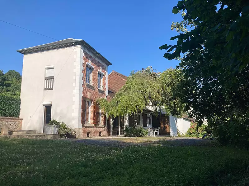 Maison, 260 m²