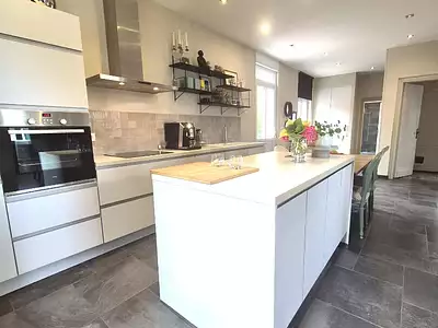 Maison, 220 m²