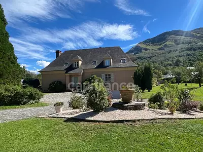 Maison, 268 m²