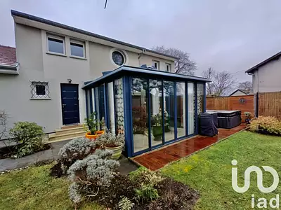 Maison, 230 m²