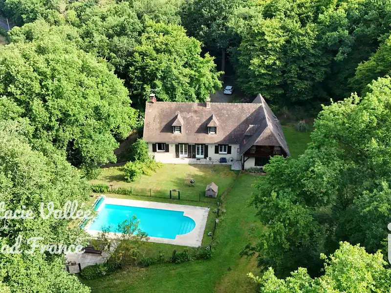 Maison, 248 m²