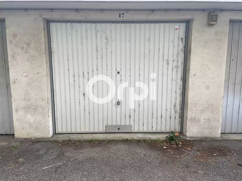 Parking, 16 m²
