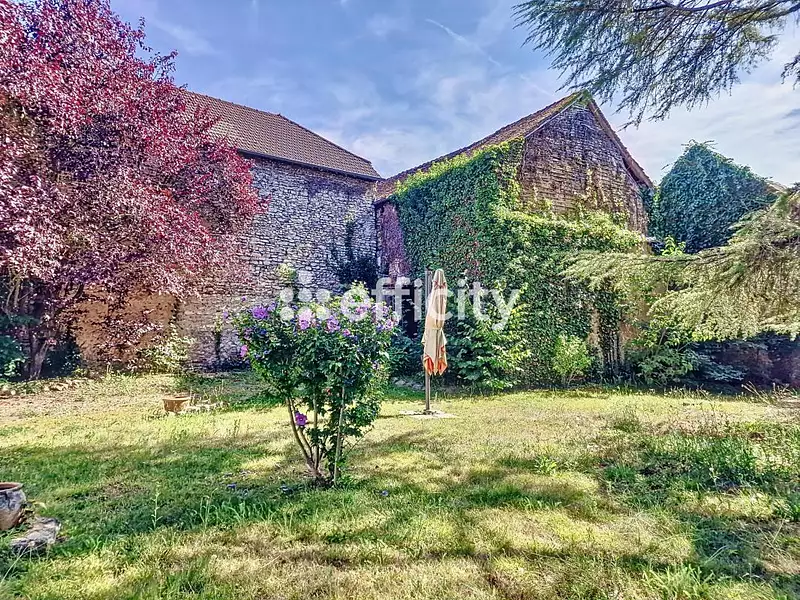 Maison, 220 m²