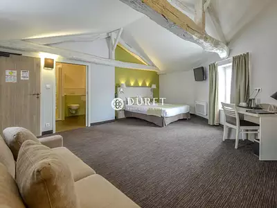 Maison, 872 m²