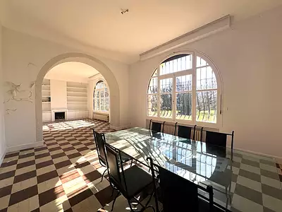 Maison, 325 m²
