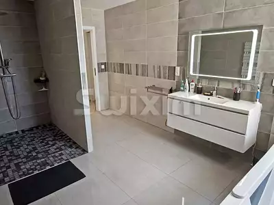 Maison, 188 m²