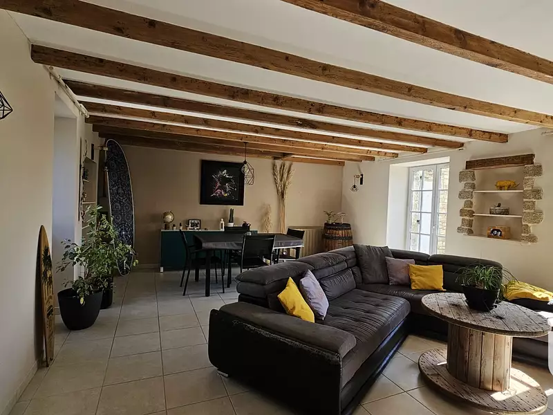 Maison, 146 m²