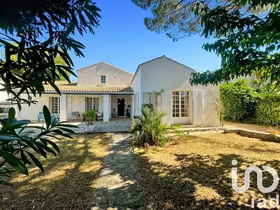 Maison, 151 m²