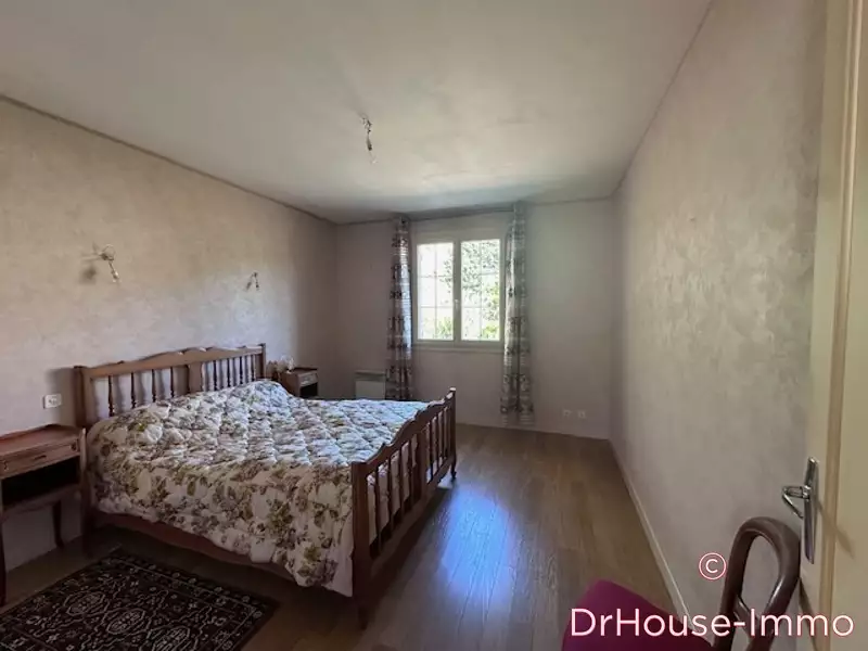 Maison, 182 m²