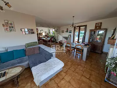 Maison, 174,5 m²