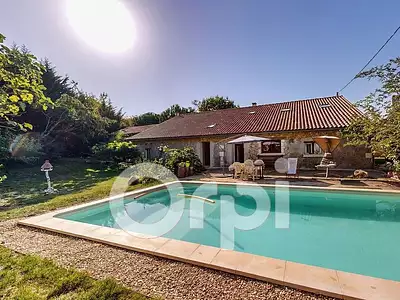 Maison, 284 m²