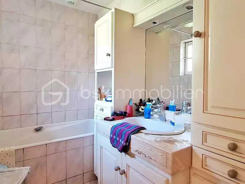 Maison, 200 m²