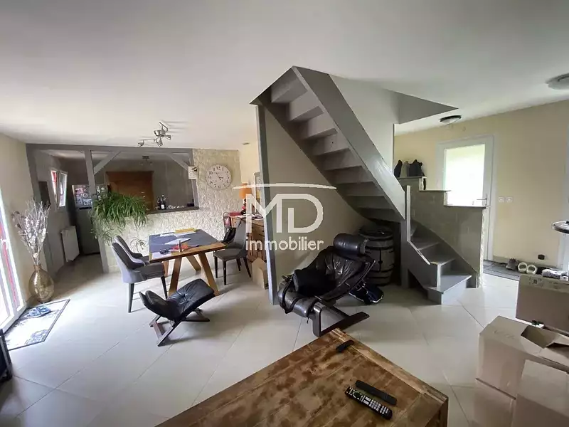 Maison, 115 m²