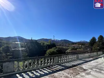 Maison, 235 m²