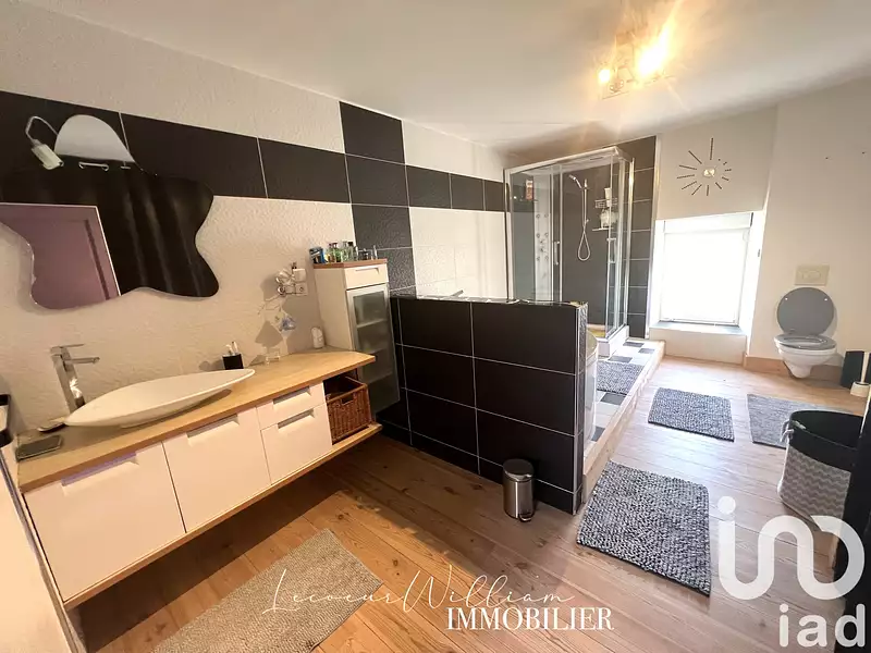 Maison, 236 m²
