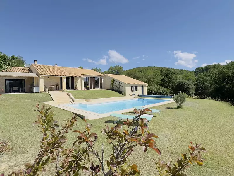 Maison, 145 m²