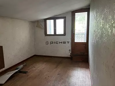Immeuble, 120 m²