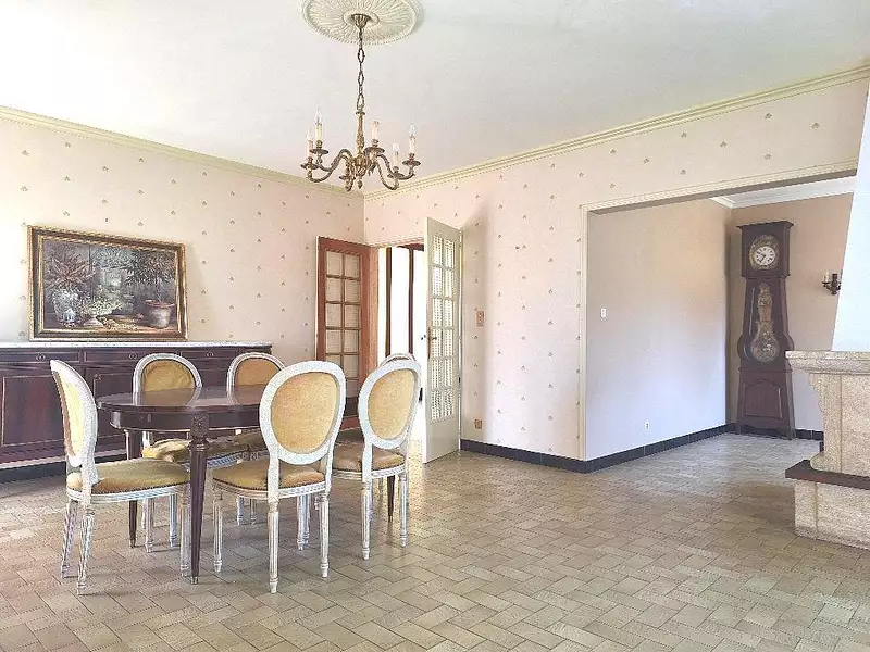Maison, 168 m²