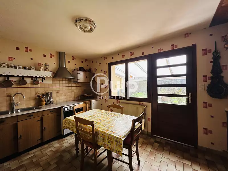 Maison, 148 m²