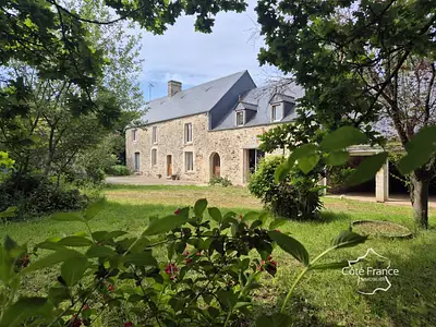 Maison, 252 m²