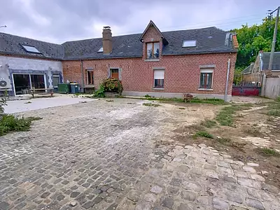Maison, 220 m²