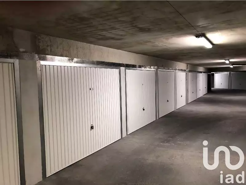 Parking, 91 m²