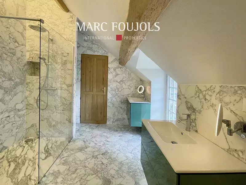 Maison, 400 m²