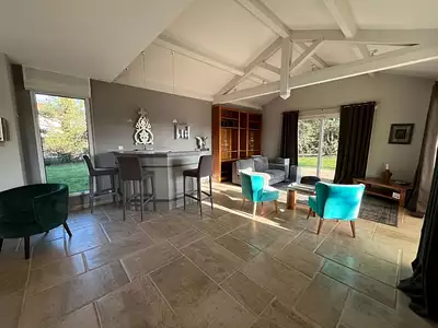 Maison, 239 m²