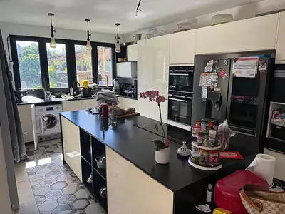 Maison, 280 m²