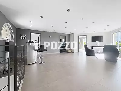 Maison, 250 m²