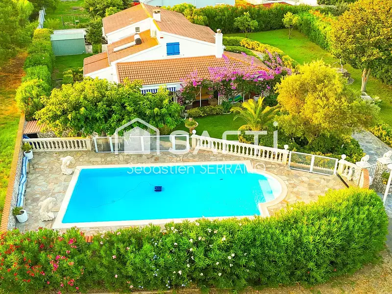 Maison, 158 m²